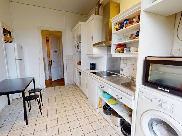 Colocation / Appartement 5 pièces de 105 m², Saint-Étienne, Place Bellevue / Photo 2