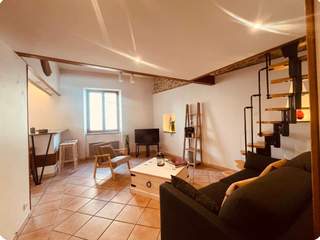 Colocation / Appartement 3 pièces de 60 m², Nîmes, Rue Tedenat