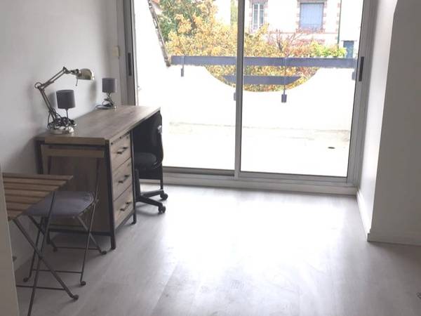 Colocation / Maison 10 pièces de 500 m², Colombes, Rue des Gros Grès / Photo 2