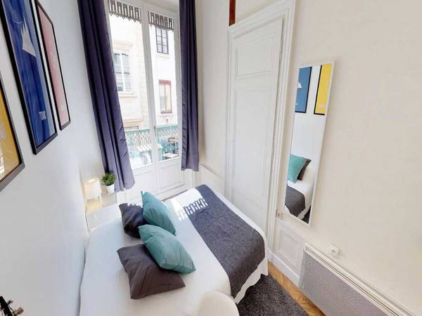 Colocation / Appartement 4 pièces de 80 m², Lyon, Rue de la Claire / Photo 2