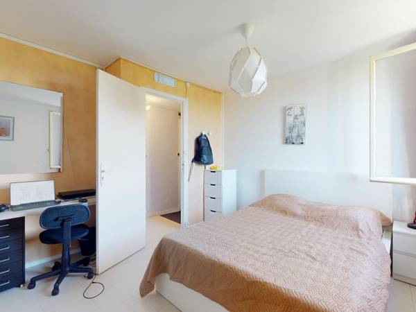 Colocation / Appartement 5 pièces de 82 m², Avignon, Avenue de la Trillade / Photo 2