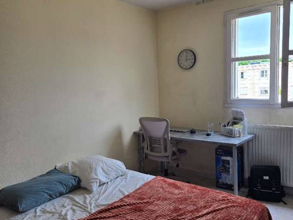 Sous-location / Appartement 6 pièces de 90 m², Montpellier, Rue d'Athènes / Photo 2