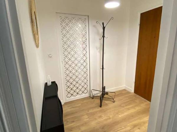 Colocation / Appartement 5 pièces de 91 m², Massy, Allée d'Autriche / Photo 13