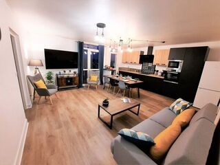 Colocation / Appartement 6 pièces de 110 m², Compiègne, Square du Colonel Sutterlin