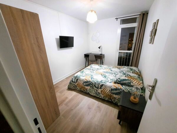 Colocation / Appartement 6 pièces de 110 m², Compiègne, Square du Colonel Sutterlin / Photo 12