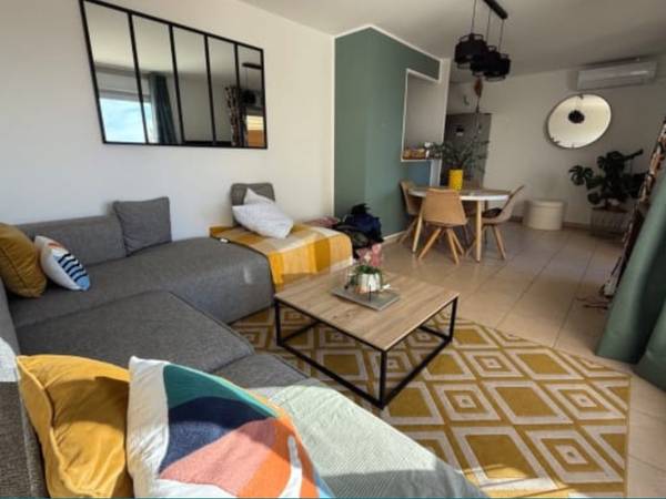 Chambre chez l'habitant / Appartement 3 pièces de 70 m², Marseille, Rue de Forbin / Photo 2