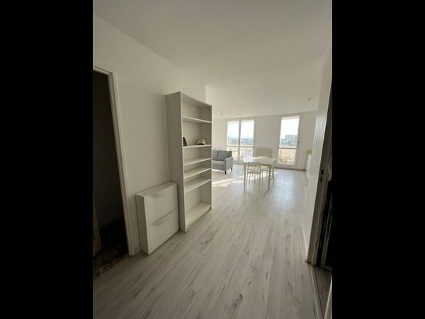 Colocation / Appartement 5 pièces de 92 m², Wattignies, Rue Fleming / Photo 2