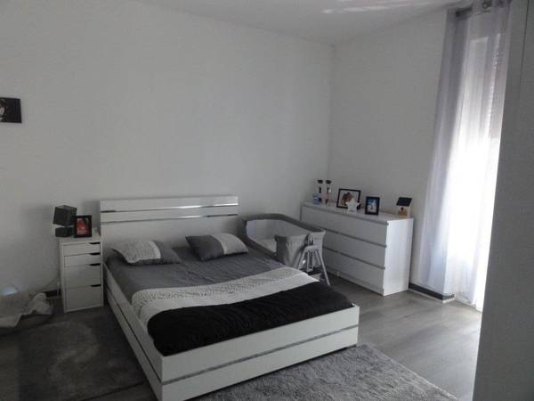 Location / Appartement 4 pièces de 65 m², Le Creusot, Rue Saint-Eugène / Photo 2