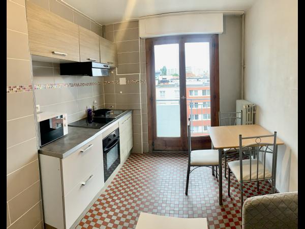 Colocation / Appartement 4 pièces de 80 m², Strasbourg, Boulevard d'Anvers / Photo 2