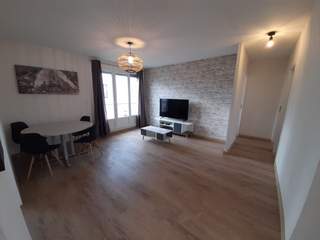 Room share / 4 rooms apartment · 75 m², Rennes, Square Henry Dunant