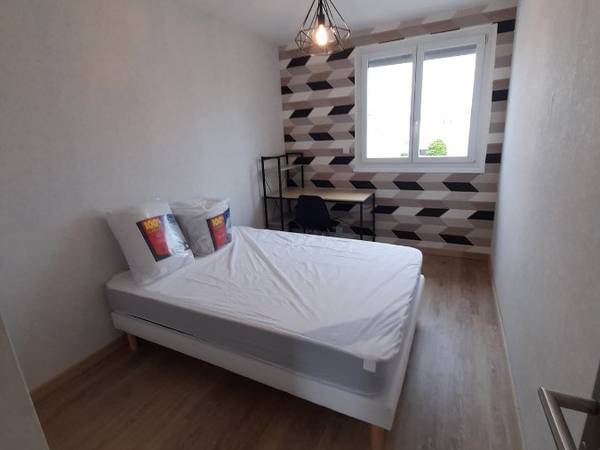Colocation / Appartement 4 pièces de 75 m², Rennes, Square Henry Dunant / Photo 6