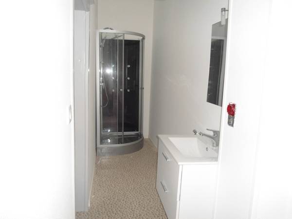 Location / Appartement 2 pièces de 62 m², Bar-sur-Aube, 28 Rue Beugnot / Photo 4