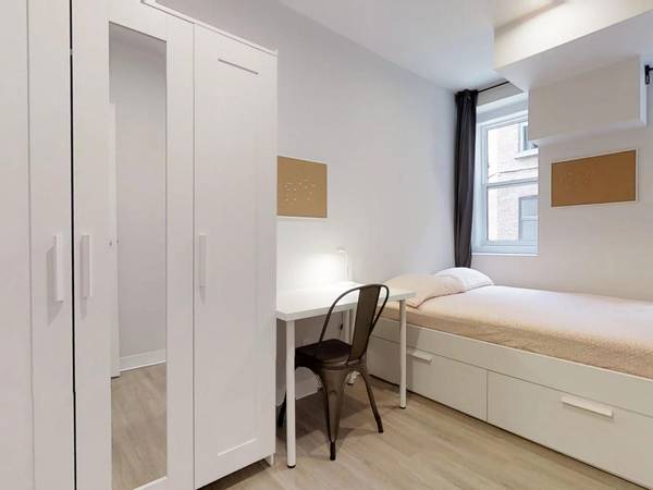 Colocation / Appartement 4 pièces de 81 m², Montréal / Photo 9