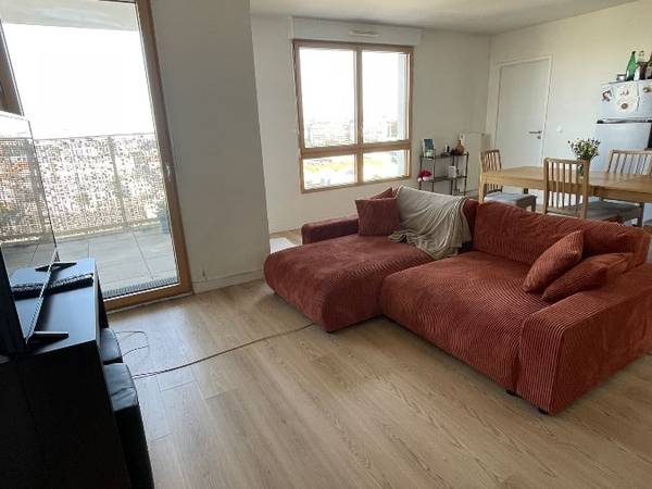Colocation / Appartement 3 pièces de 62 m², Aubervilliers, Rue Waldeck Rochet / Photo 2