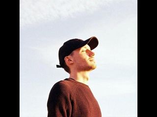 André